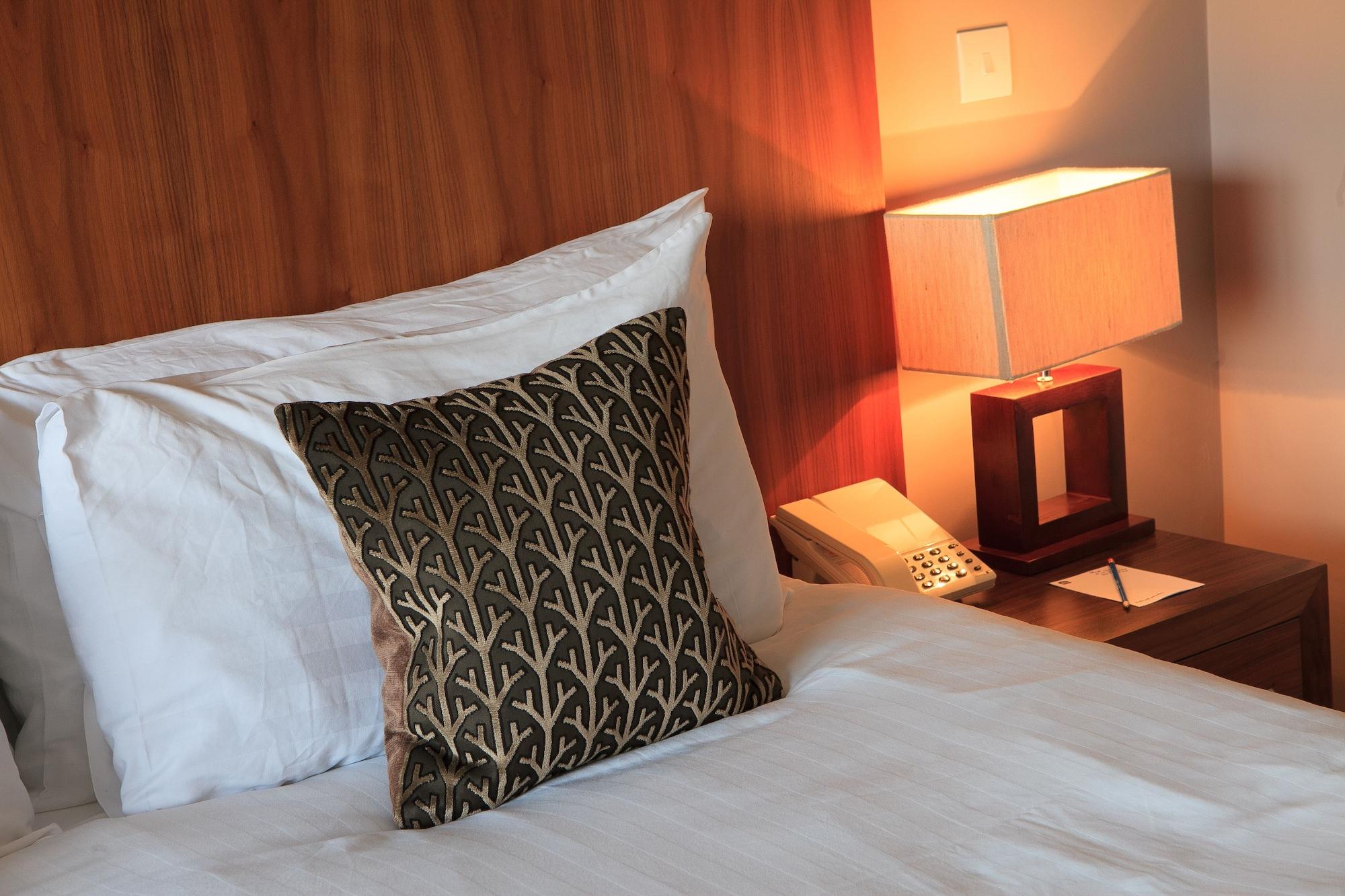 Best Western Plus Centurion Hotel Midsomer Norton Exterior foto